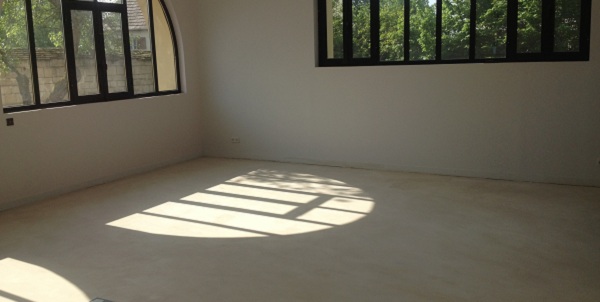 sol en béton ciré